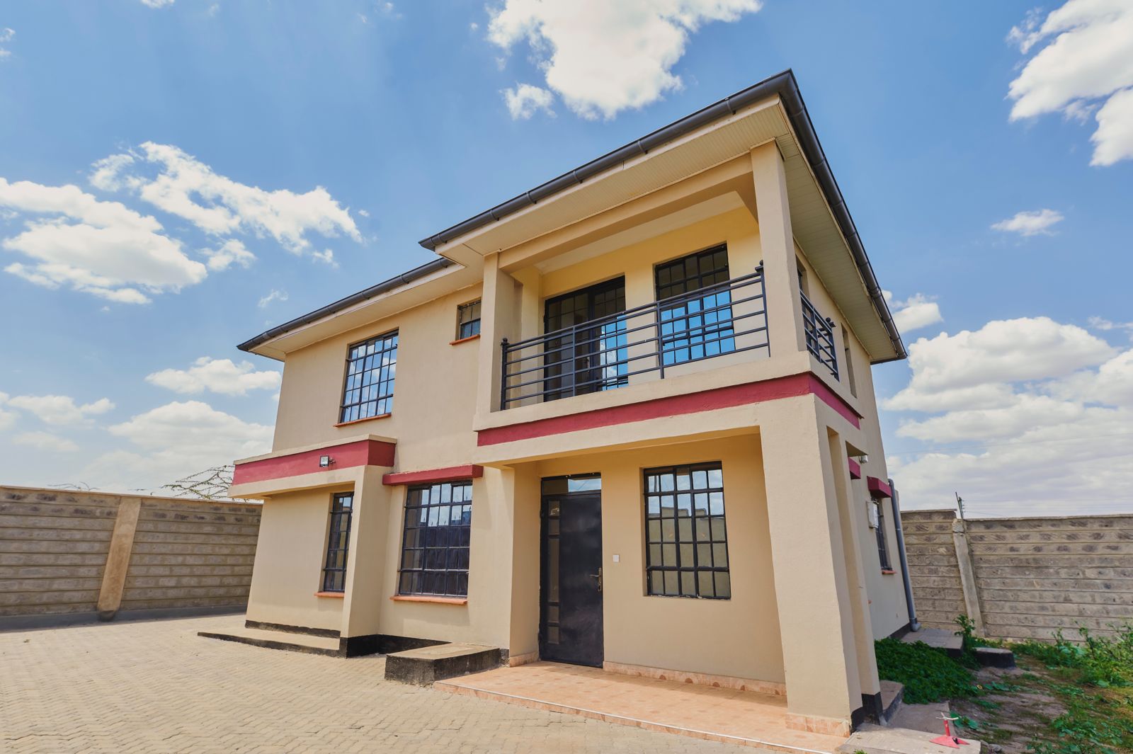 4BR Maisonette